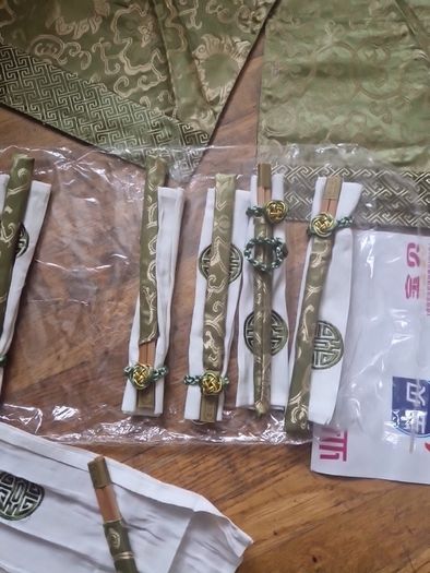 chopsticks napkins & placemats