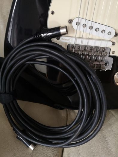 Fender Roland Ready Strat.
