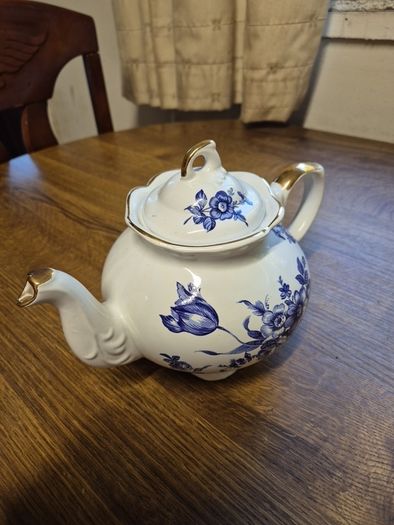 Vintage Arthur Wood & Son Blue & White Tea Pot Made in Staffordshire, England