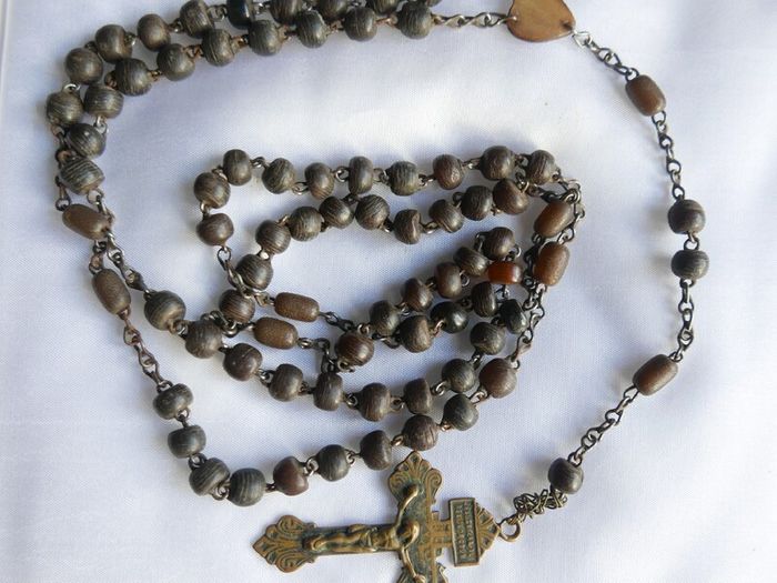 Antique  Rosary necklace pendant L-26"