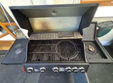 BBQ selling
