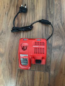 milwauke fast charger