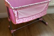 toy baby crib