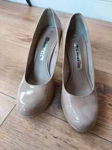 Tamaris beige shoes- size uk 6/ Eur 39