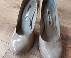 Tamaris beige shoes- size uk 6/ Eur 39