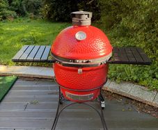 Kamado Joe Classic II BBQ. Excellent Condition + Accessories