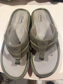 Clarks slippers
