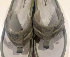 Clarks slippers