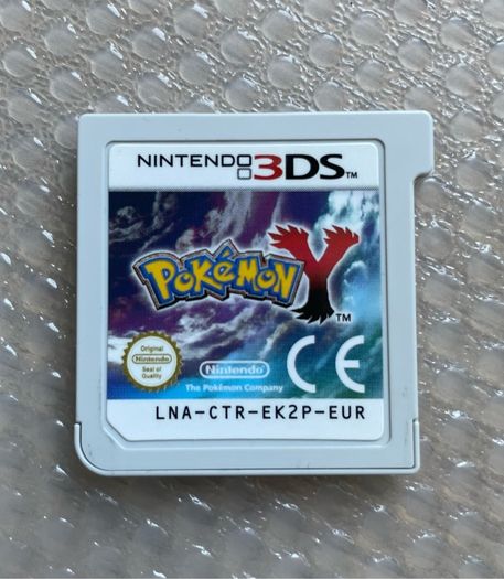 Pokemon Y 3DS Cartridge