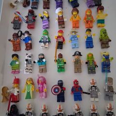 lego mini figures
