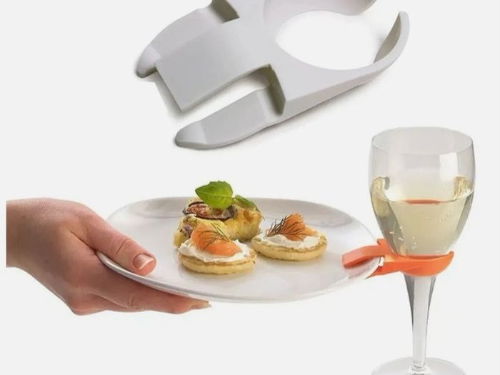 Plate clips x 16