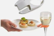 Plate clips x 16