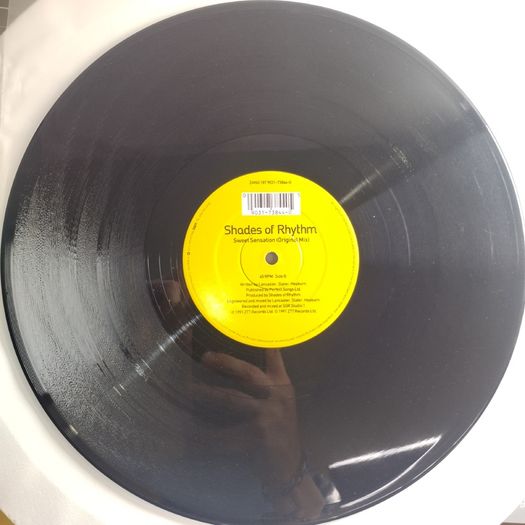 Shades Of Rhythm - Sweet Sensation - ZZT Records - SOR 90s PIANO House CLASSIC!