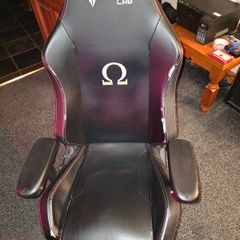 Secretlab OMEGA Gaming Chair Black/Red Adjustable Office/Gaming Chair