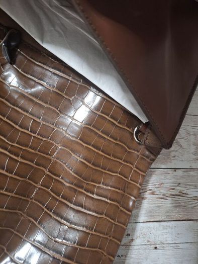 Leather bag pouch