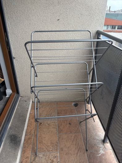 clothes horse