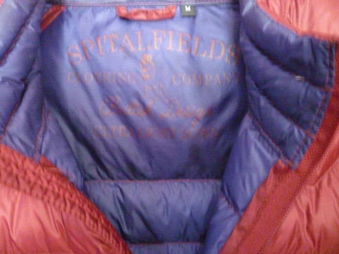 Spital Fields Gents Quilted Puffer Bomber  90% Down Puffer & 10% Feather Zipped Jacket coat. Medium. Colour Wine/burgundy/oxblood. Immaculate. Spitalfields