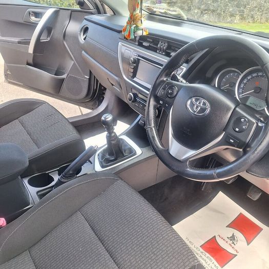 Toyota Auris 2015