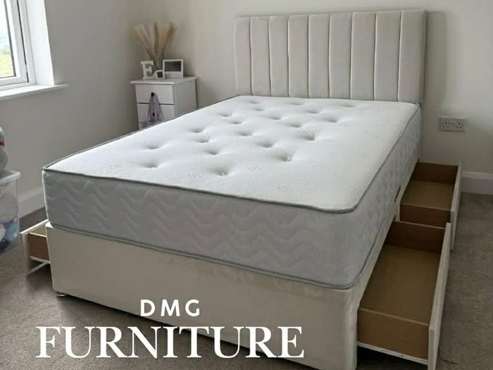 New 4'6" Double Divan Bed With Mattress