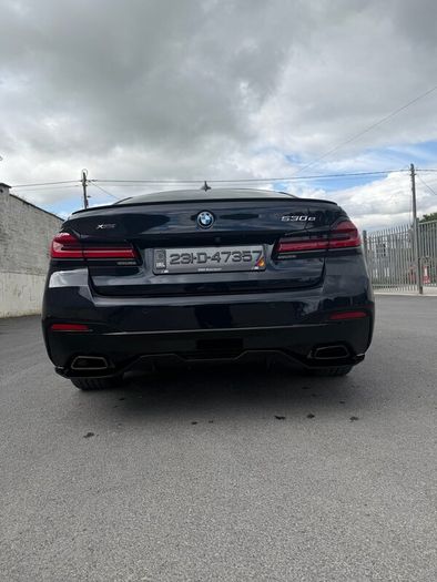 2023 BMW 530e M Sport Pro X Drive,Sunroof, 20 inch