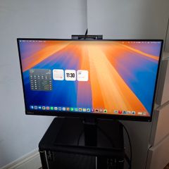 24" Lenovo Monitor with Webcam,Mic & Speakers