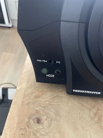 thrustmaster t300