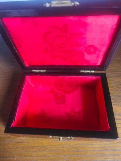 jewellery box
