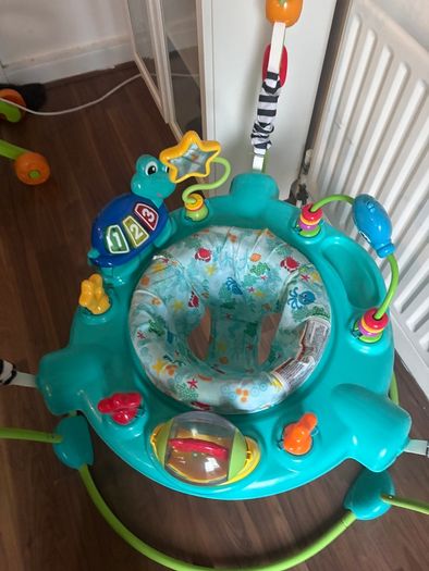 Baby bouncer