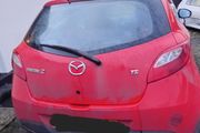 Mazda 2 breaking