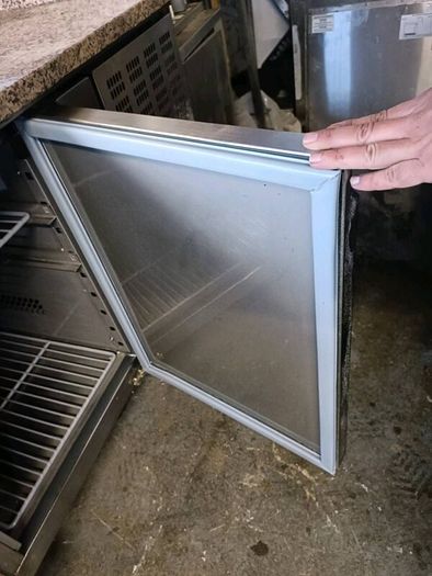 Pizza fridge  & garland cooker