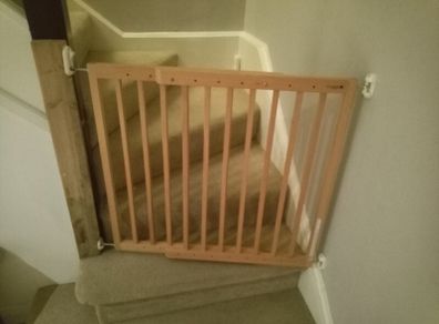 baby extendable stair gate