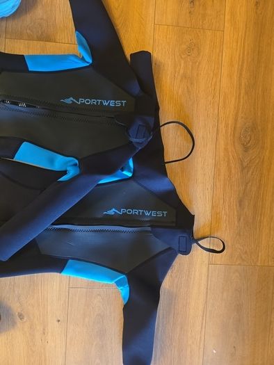 Portwest wetsuits age 8/9  X 2