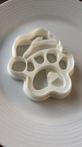 paw shape - baking mold - Christmas