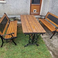 Cast iron Garden table and 2 bench