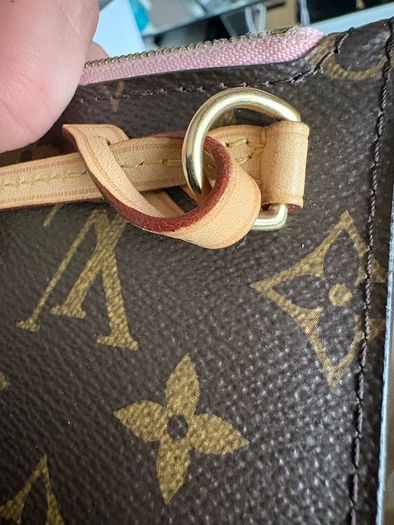 Louis Vuitton pochette