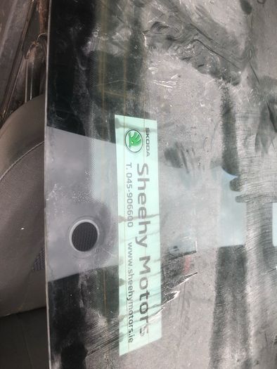 Skoda superb 2020 tailgate glass