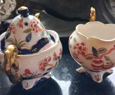 Japanese Porcelain Creamer & lidded sugar bowl/ Ca.1920