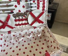 picnic basket