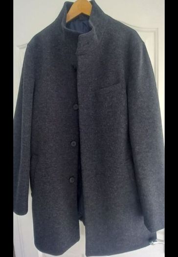 Mens Overcoat Grey New..xl never worn