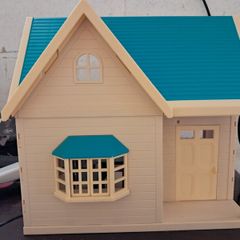Vintage Sylvanian Families Applewood / Bramble Cottage with Furniture