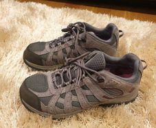 Columbia Redmond Low Hiking Shoes.