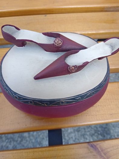 Lovely Oval Ceramic Treasure Box