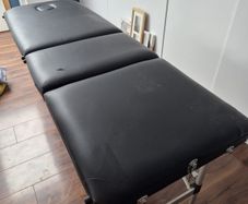 massage bed