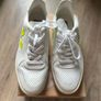 Veja Trainers Image 2