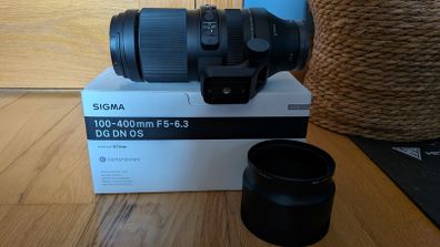 Sigma 100 and 400mm F5 to 6.3 DG DN OS Sony E Mount Full Frame Lens plus TS-111 Tripod Collar