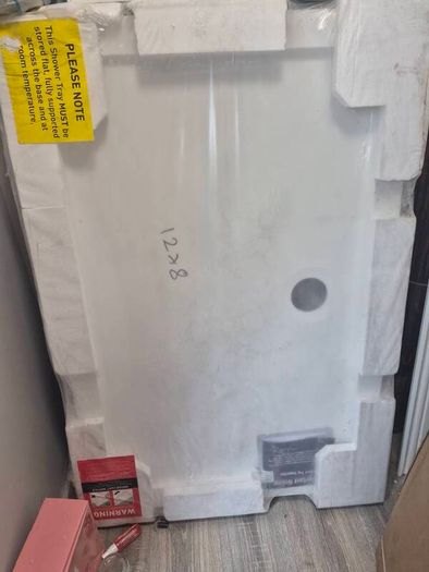 1200x800 shower door and tray