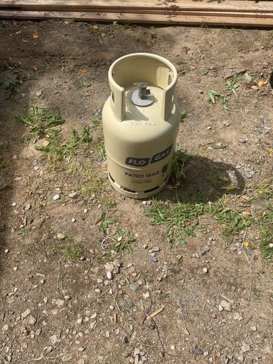 Empty gas bottle x2