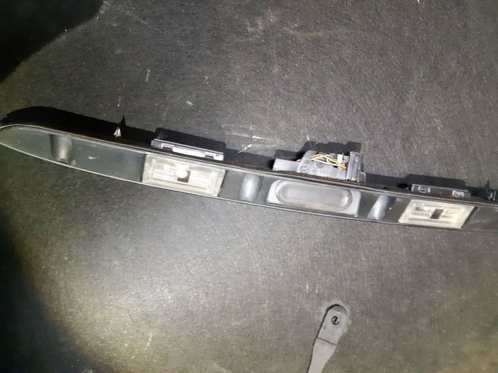 Bmw 3 Series Saloon E46 Boot Handle Number Plate Light Boot Lights 8208504 B