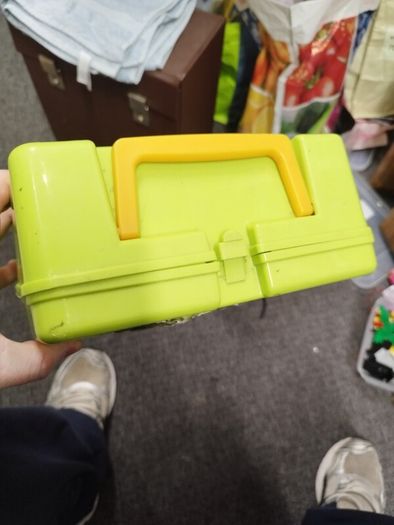 Retro Shrek lunchbox