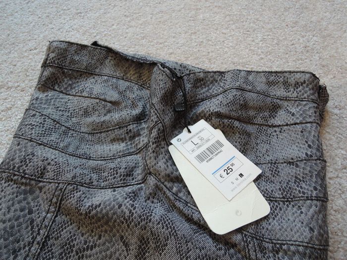 Dress Bershka denim size L strapless sneak skin effect brand new